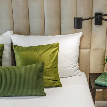 Emihouse Krakovska Апартаменты *